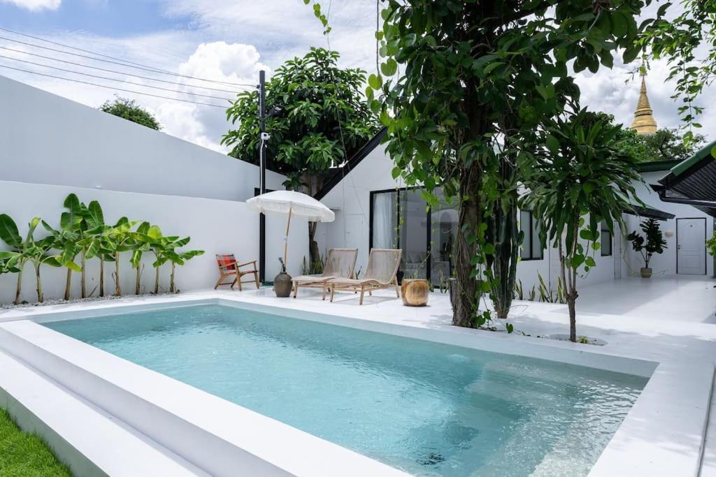 וילה Stunning Pool - In Old Town